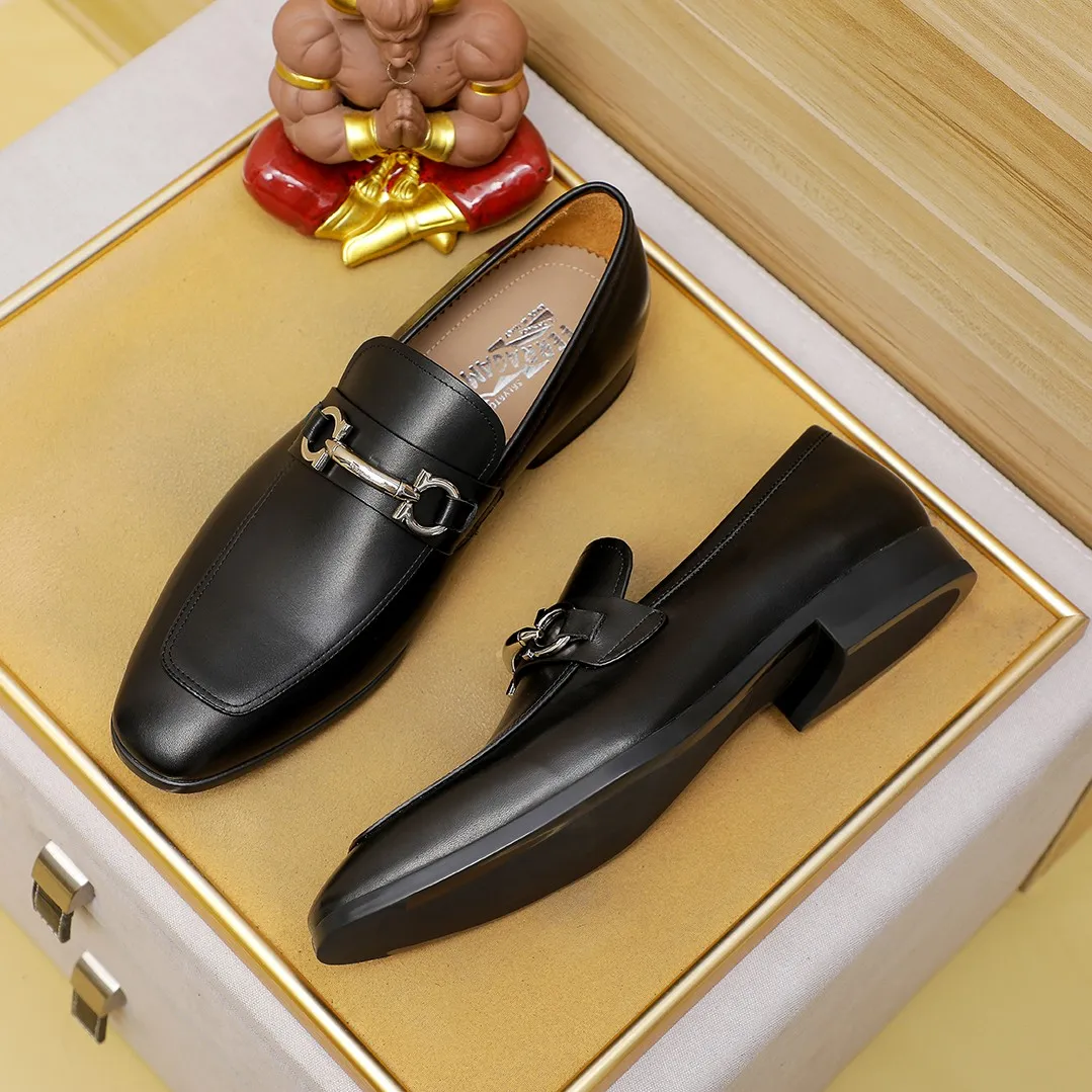 Men's shoes 💰600 🕷🕷🐂【Ferragamo】 Popular fashionable casual shoes🇨🇳Official website counter 1:1 production, original mold opening💯Good quality can be seen, imported high-end first-layer pebbled calfskin, water-dyed🐂leather lining🌿very clear texture, high-quality waterproof, non-slip and wear-resistant outsole🎋high quality and low price, truly handmade🍓, 7 colors available! Code number 38-44 (45. To be customized)